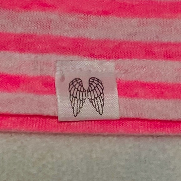 VICTORIA”S SECRET TANK TOP AND SHORTS SET. - Picture 3 of 4